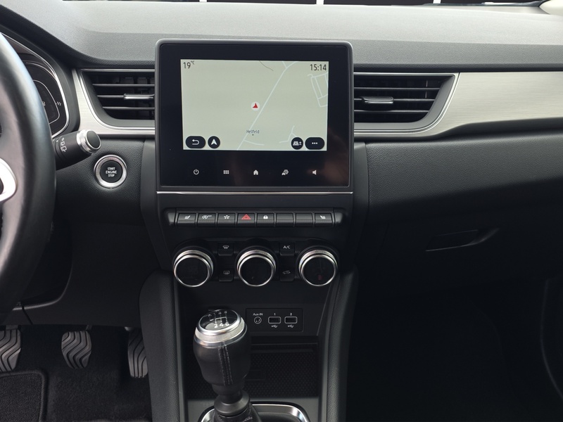 Fahrzeugabbildung Captur Navi Sitzheizung Klimaautomatik Bild 12 von 15