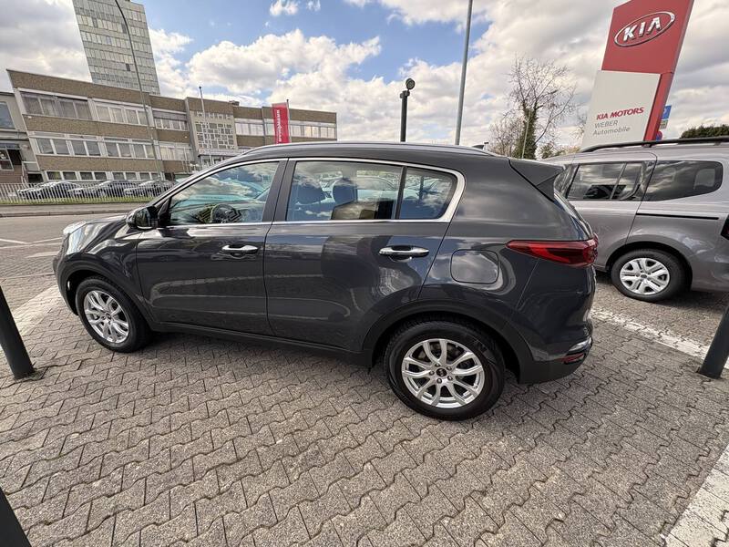Fahrzeugabbildung Sportage Vision 2WD 1.6 CRDI Bild 7 von 18