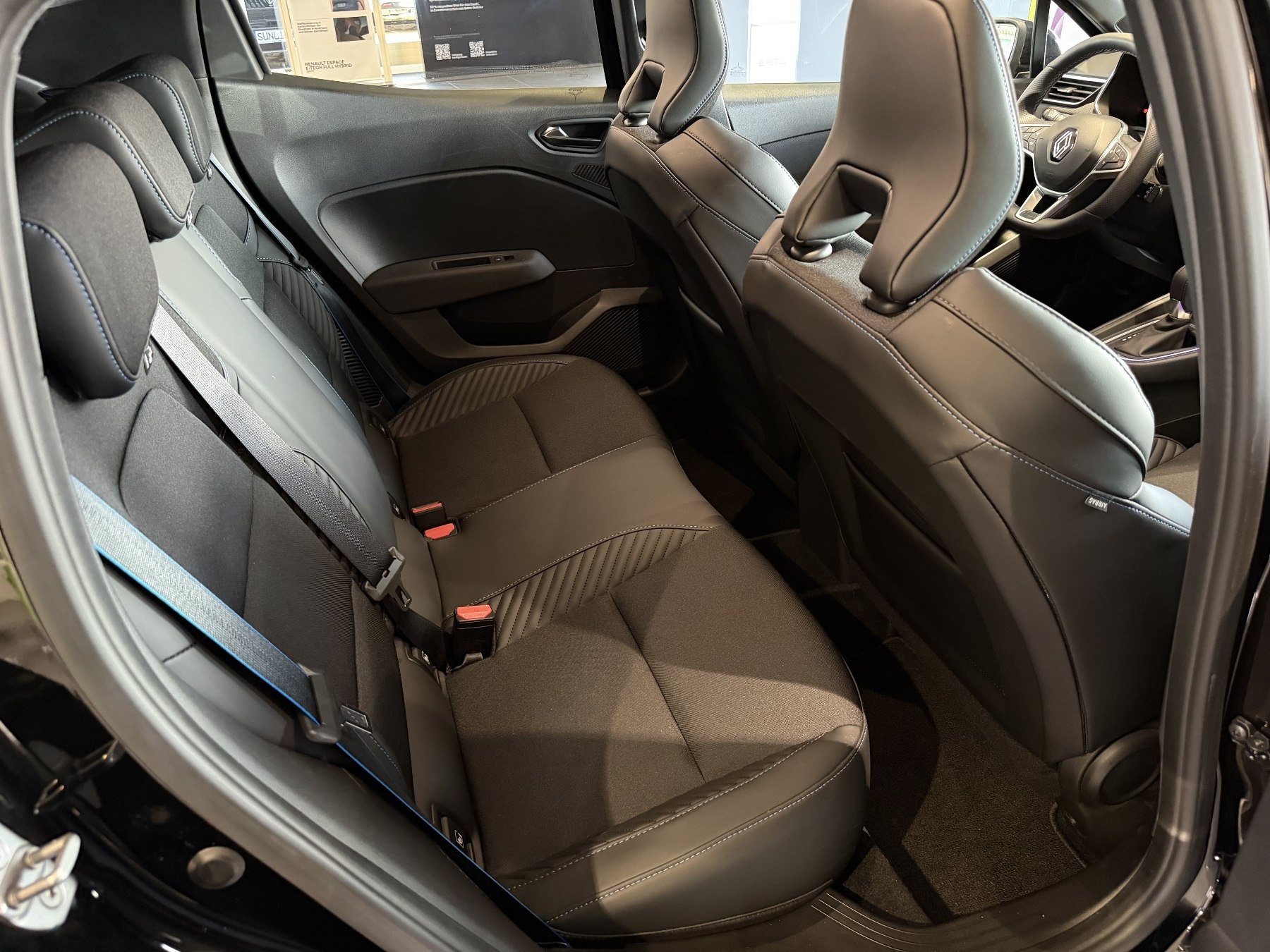 Renault Clio – Bild 9