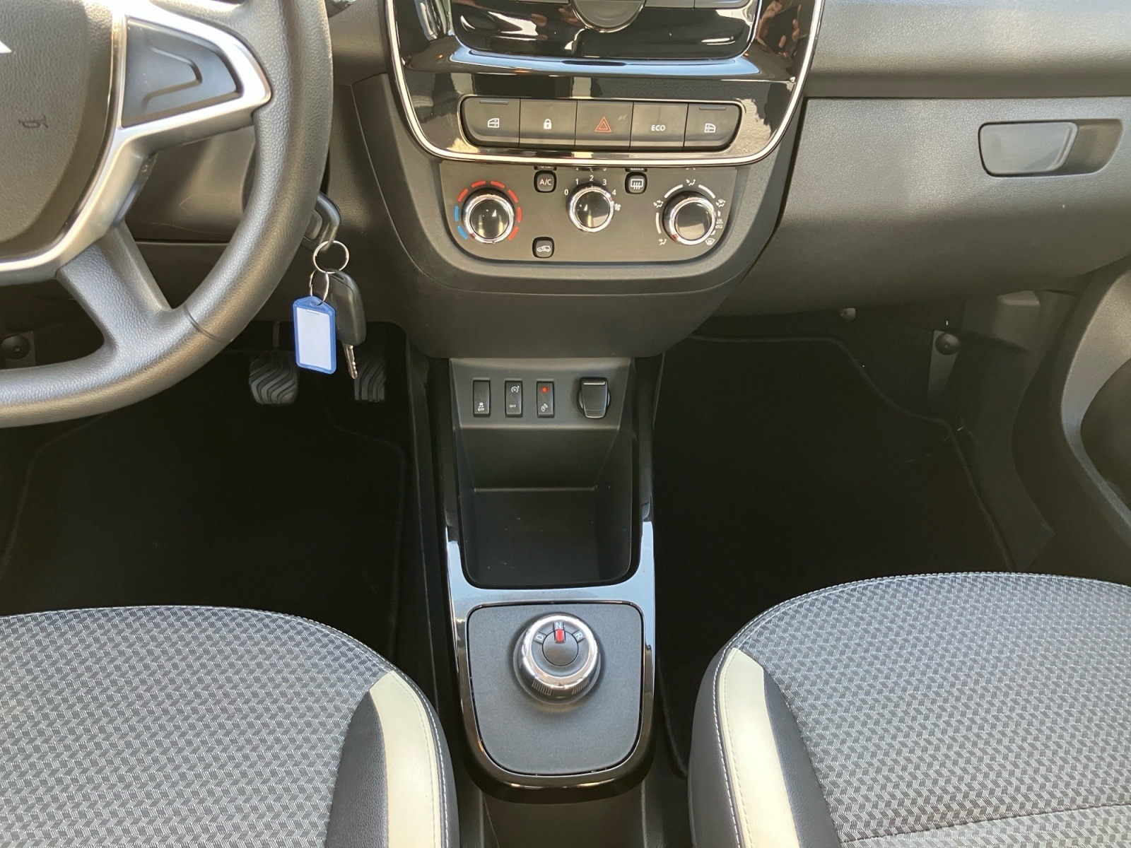 Dacia Spring – Bild 10
