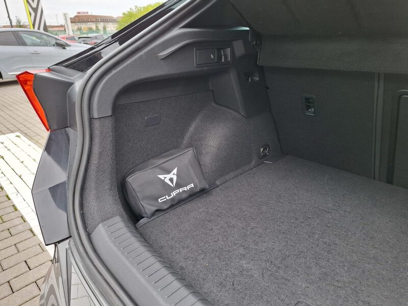 Fahrzeugabbildung Formentor 1.5 TSI 110 KW (150 PS) 7-Gang-DSG Bild 13 von 48