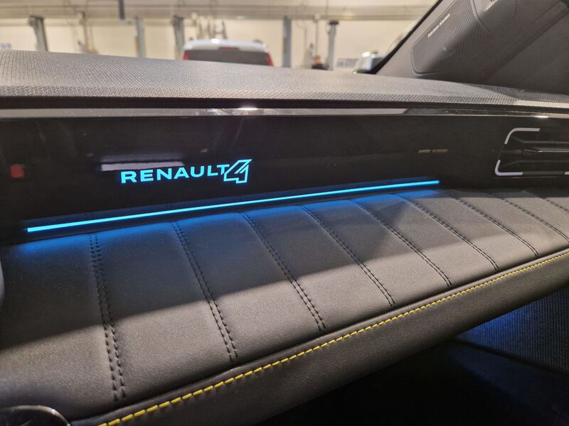 Renault R4 E-Tech Eléctrico