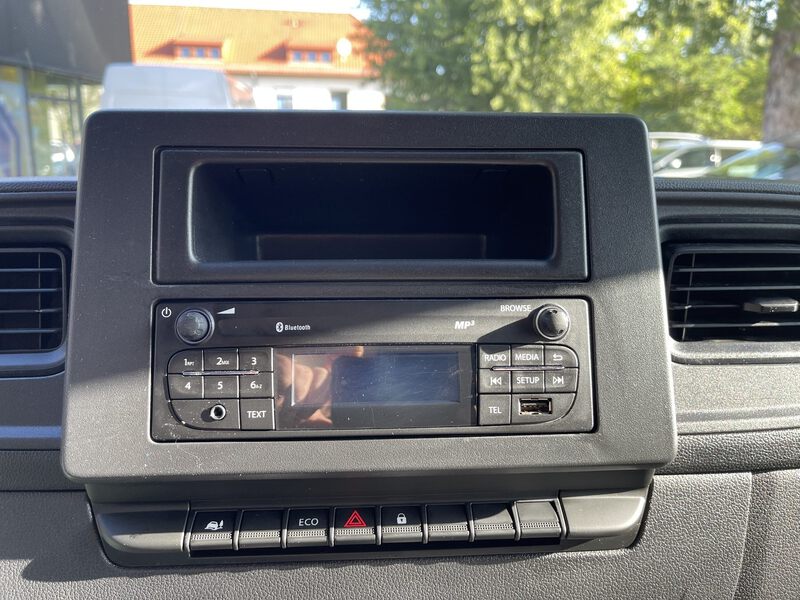 Fahrzeugabbildung Master L3H2 3,5t Blue dCi 135 PS FWD Bild 24 von 28