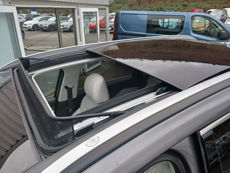Fahrzeugabbildung SANTA FE 1.6 T-GDI Signature 4WD Plug-In-Hybrid  Bild 30 von 30