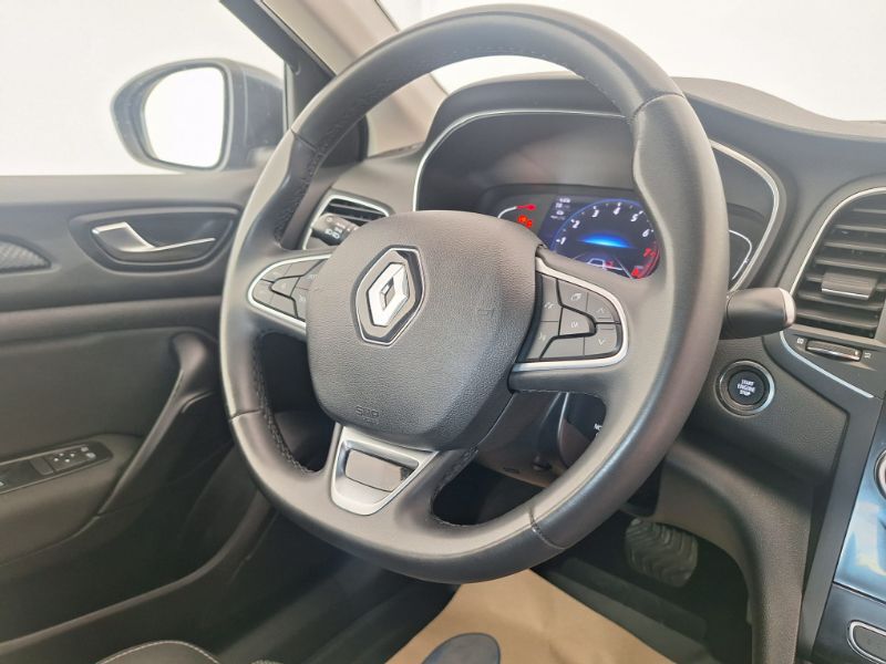 RENAULT Megane 2022 — imagine 17