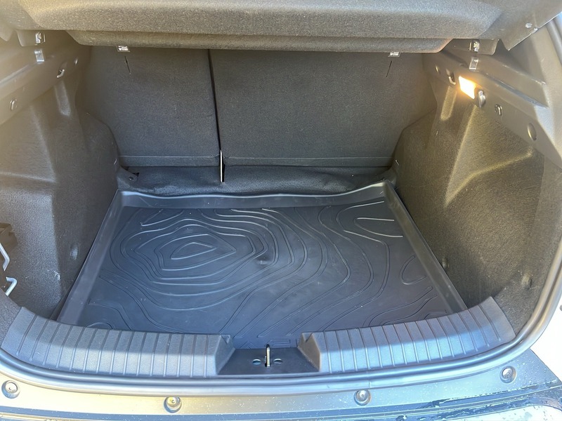 Fahrzeugabbildung Duster Extreme TCe 130 Bild 10 von 14