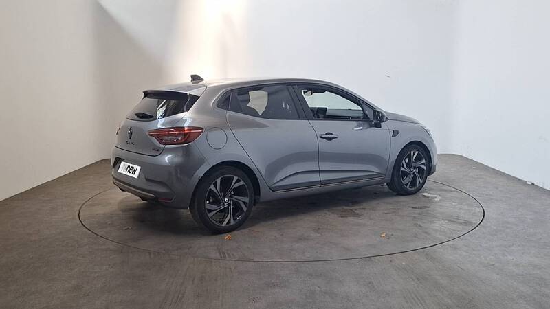 Renault Clio V