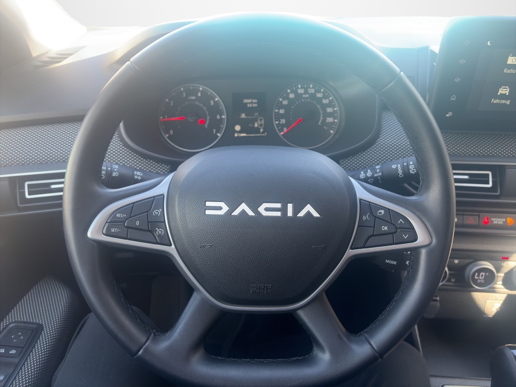 Dacia Sandero – Bild 10