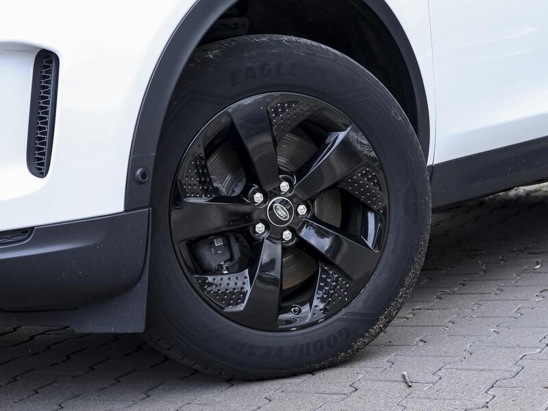 Fahrzeugabbildung Discovery Sport NAVI Bild 7 von 15