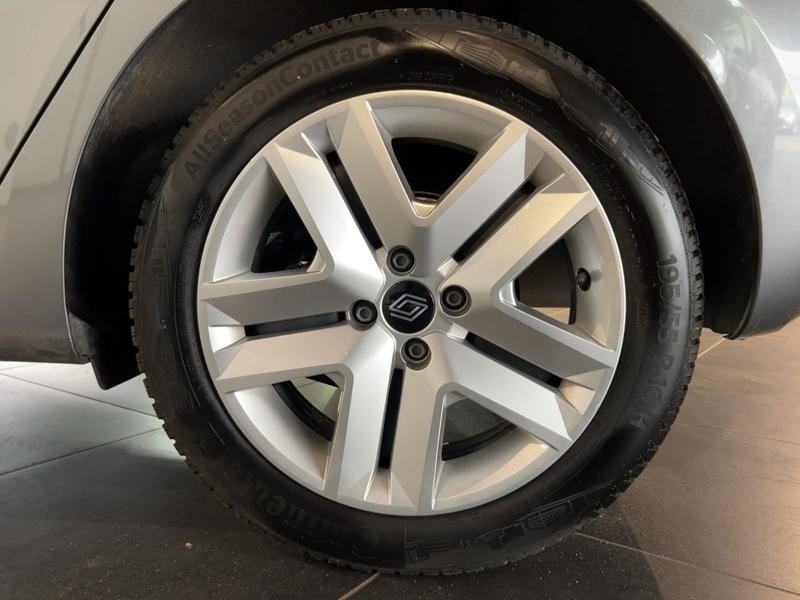 Fahrzeugabbildung Clio Evolution TCe 90 Bild 20 von 22