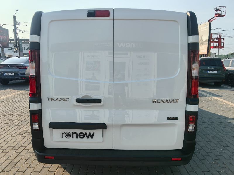 RENAULT Trafic 2025 — imagine 19