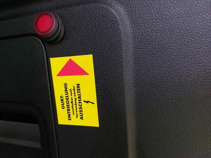Fahrzeugabbildung Kangoo L1 Techno TCe 130 EDC Rollstuhlumbau Bild 15 von 17