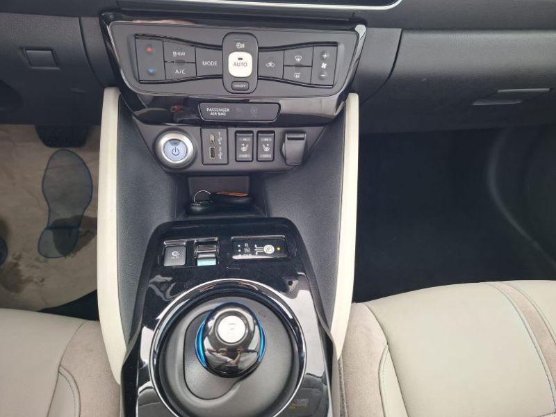 NISSAN Leaf 0 — imagine 17