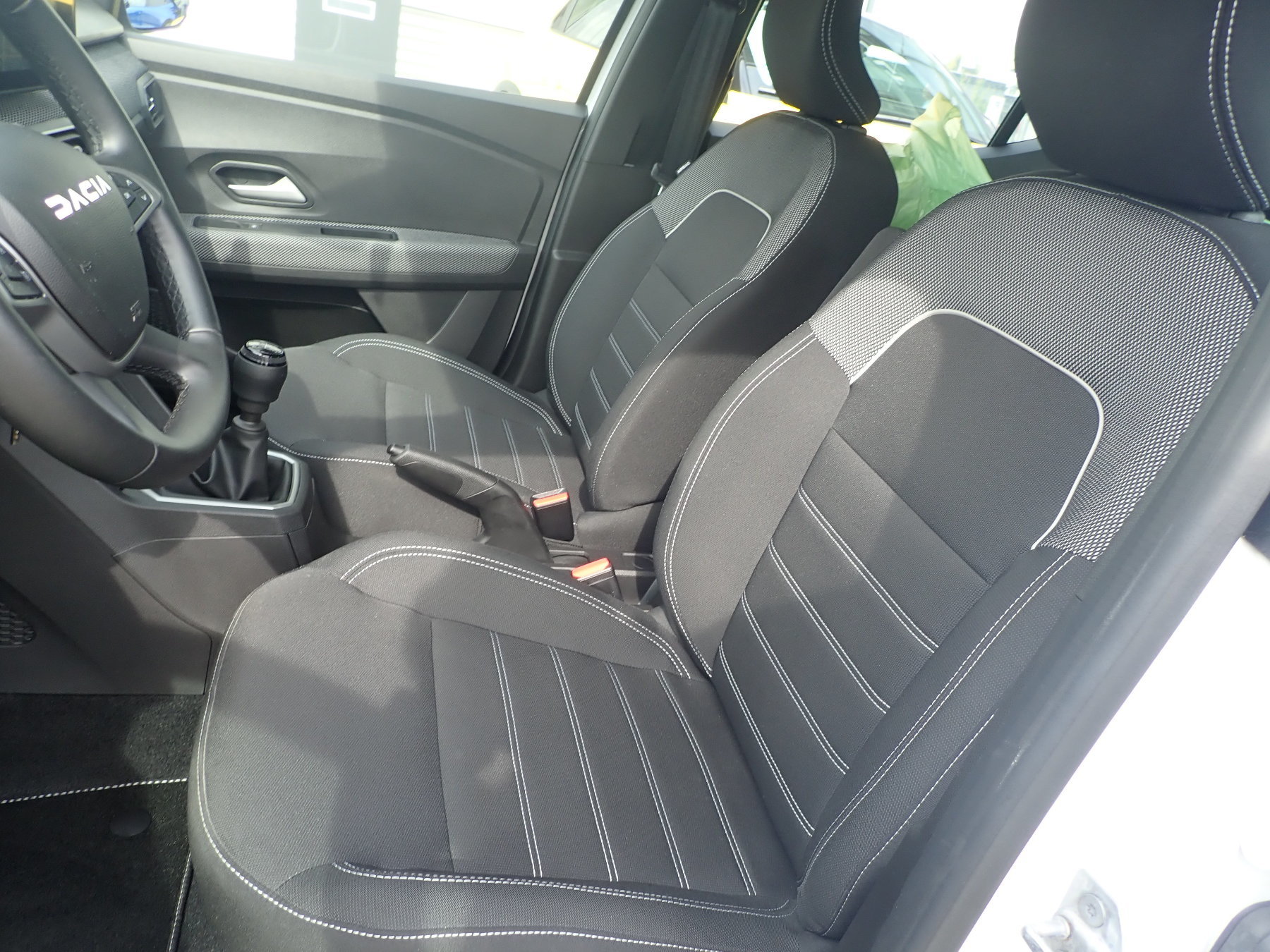 Dacia Sandero – Bild 17