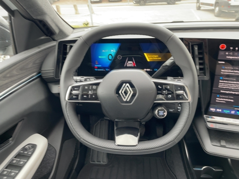 Fahrzeugabbildung Scenic E-Tech 100% ele Iconic 220 Long Range Bild 10 von 15