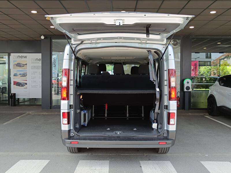 Renault Trafic Combi