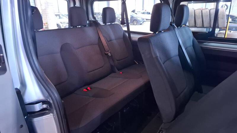 Renault Trafic Combi