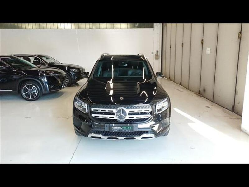 Mercedes GLB