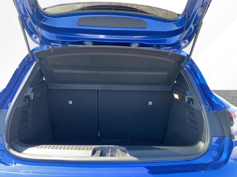 Fahrzeugabbildung Clio TECHNO TCe 90 Bild 6 von 21