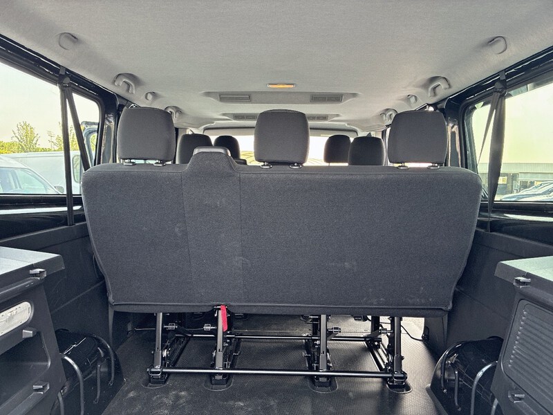 Renault Trafic Combi