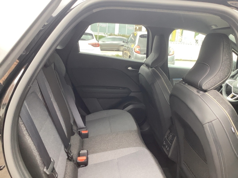 Fahrzeugabbildung Symbioz Techno E-Tech Full Hybrid 145 Bild 12 von 16