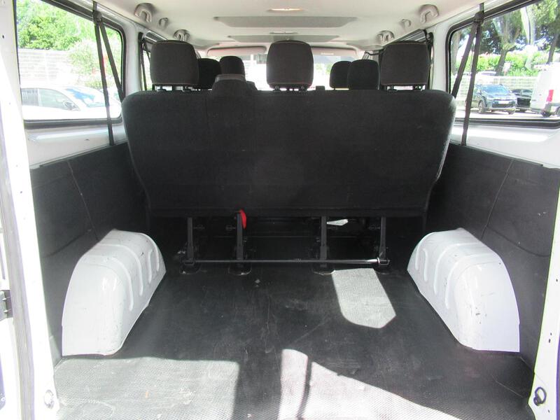 Renault Trafic Combi