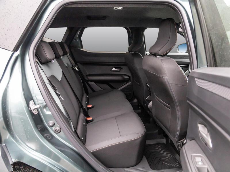 Fahrzeugabbildung Duster Extreme hybrid-G 150 4x4 Bild 6 von 15