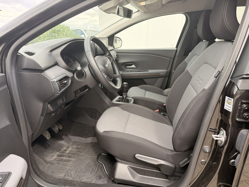 Fahrzeugabbildung Jogger Extreme+ ECO-G 1.0 TCe 100 Bild 4 von 9