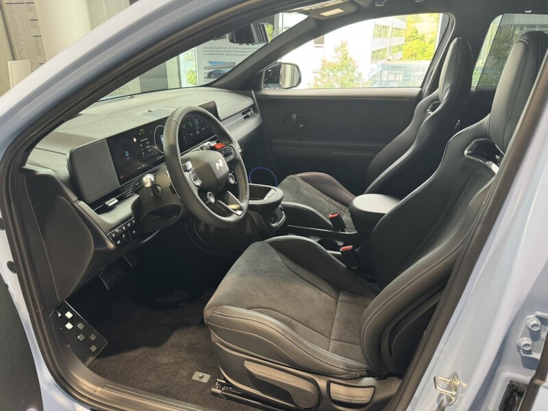 Fahrzeugabbildung IONIQ 5 N (MY25) MJ24 84 kWh (609 PS) 4WD Ledersitze Bild 6 von 15