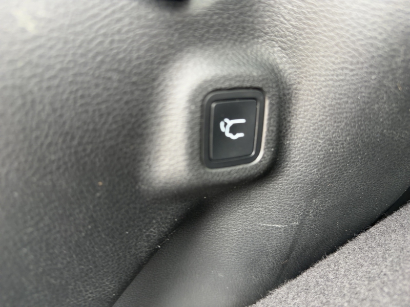 Fahrzeugabbildung Compass Limited Bild 15 von 15
