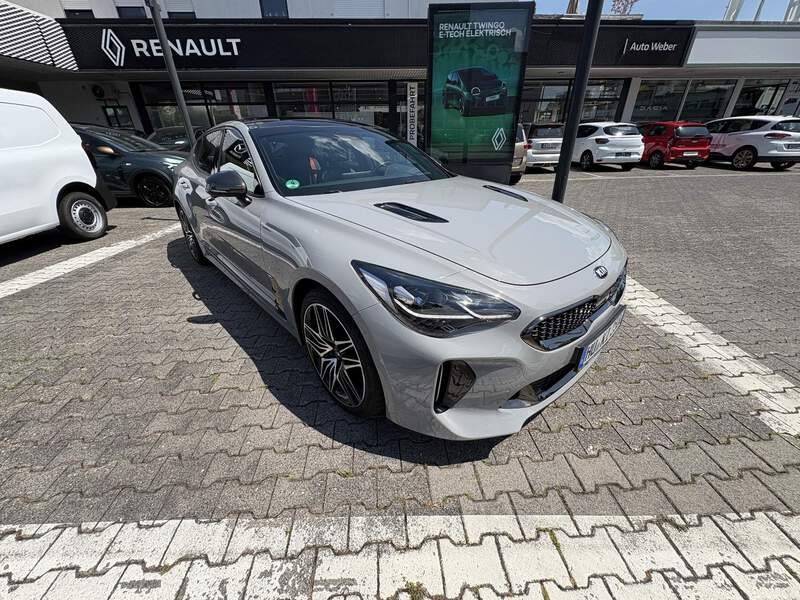Kia Stinger
