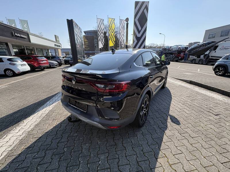 Fahrzeugabbildung Arkana Techno 1.6 Hybrid 145 E-Tech Bild 4 von 18