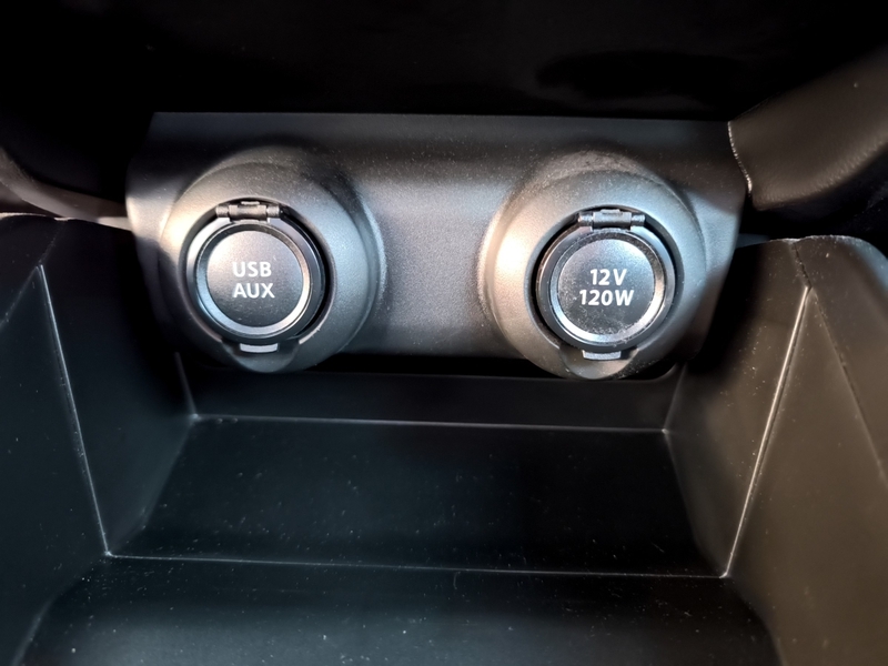 Fahrzeugabbildung Swift 1.2 COMFORT AUTOMATIK *KLIMA*CARPLAY*PDC* Bild 15 von 17