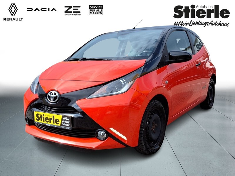 Fahrzeugabbildung Aygo LED/KLIMA/RÜCKFAHRKAMERA/ Bild 1 von 14