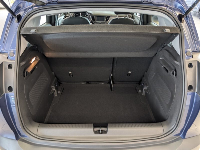 Fahrzeugabbildung Crossland 1.2 Elegance CarPlay Tempomat Bild 10 von 34