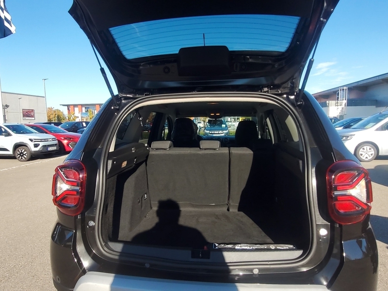 Fahrzeugabbildung Duster Prestige+ TCe 130 2WD Bild 5 von 12