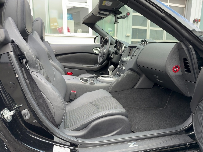 Fahrzeugabbildung 370Z BOSE/AUTOMATIK Bild 11 von 15