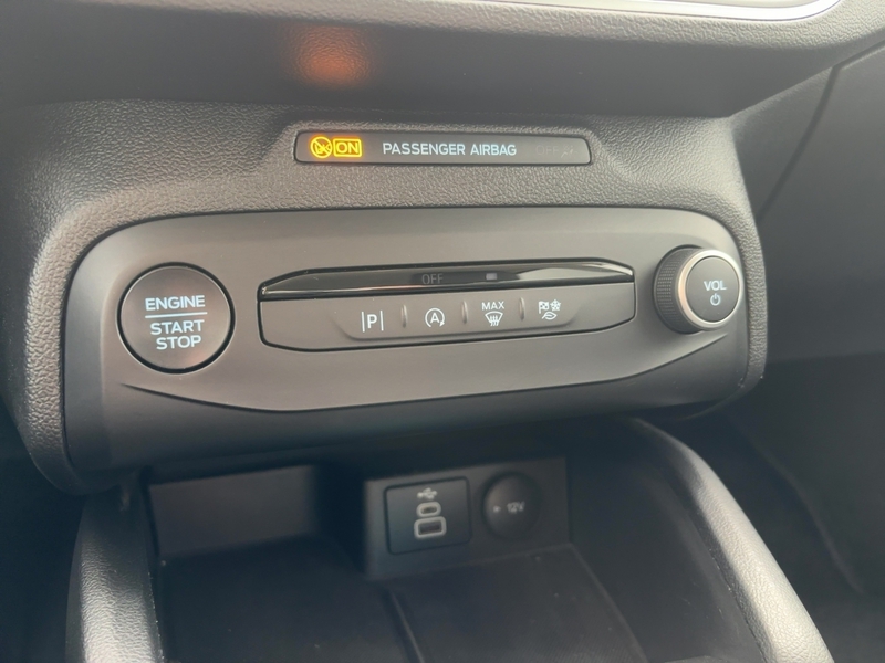 Fahrzeugabbildung Focus Titanium 1.0 EcoBoost Hybrid Bild 17 von 21