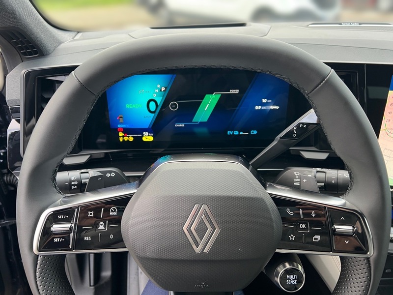 Fahrzeugabbildung Espace 6 Iconic E-Tech Full Hybrid 200 Bild 6 von 12
