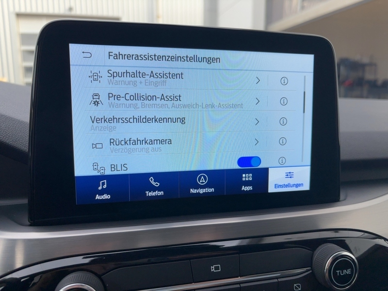 Fahrzeugabbildung Kuga ABS ESP AHK Bild 21 von 21