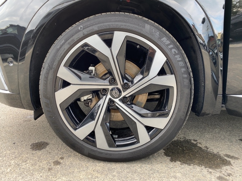Fahrzeugabbildung Austral Techno Esprit Alpine E-Tech Full Hybrid 200 Bild 12 von 20