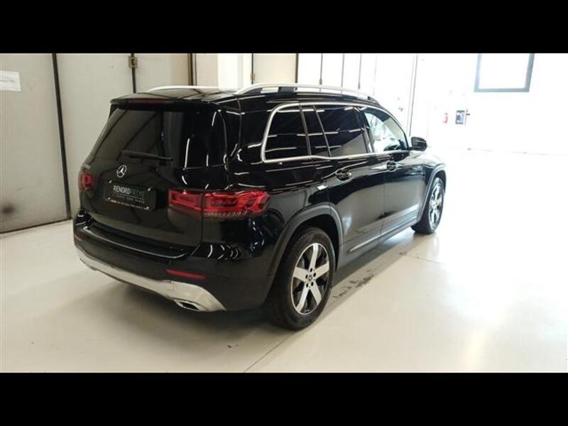Mercedes GLB