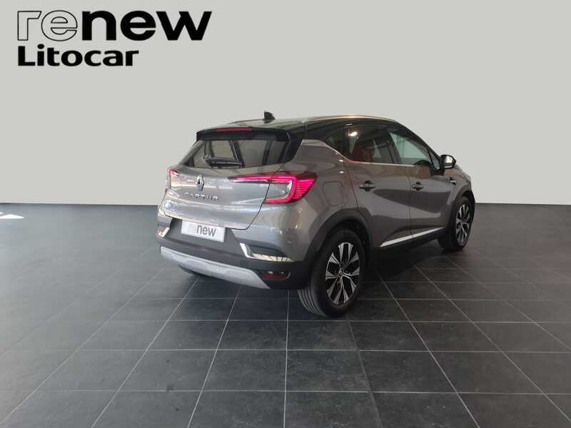 RENAULT Captur Techno — photo 5