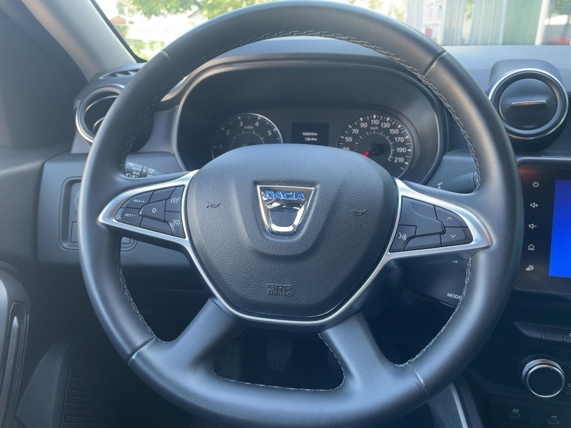 Fahrzeugabbildung Duster II 1.3 TCe 130 Prestige + 2WD Bild 9 von 15