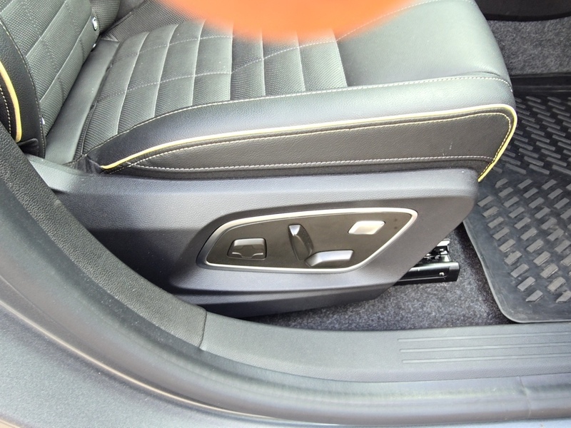 Fahrzeugabbildung Megane E-TECH E-Tech Paket Iconic EV60 220hp Bild 9 von 20