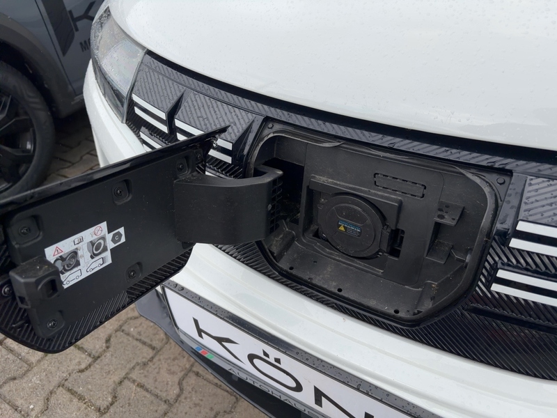 Fahrzeugabbildung Spring |KLIMA|USB| Bild 19 von 19