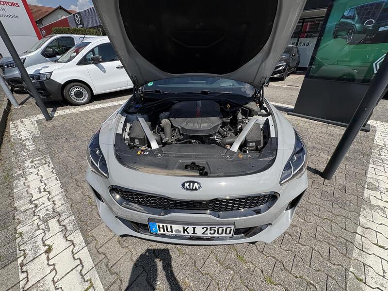 Kia Stinger