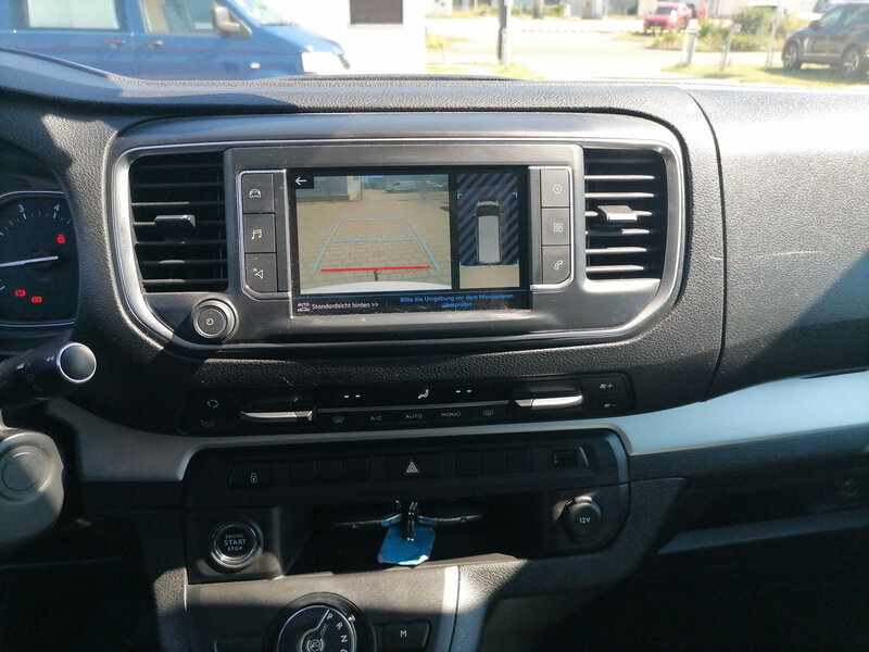 Peugeot Traveller