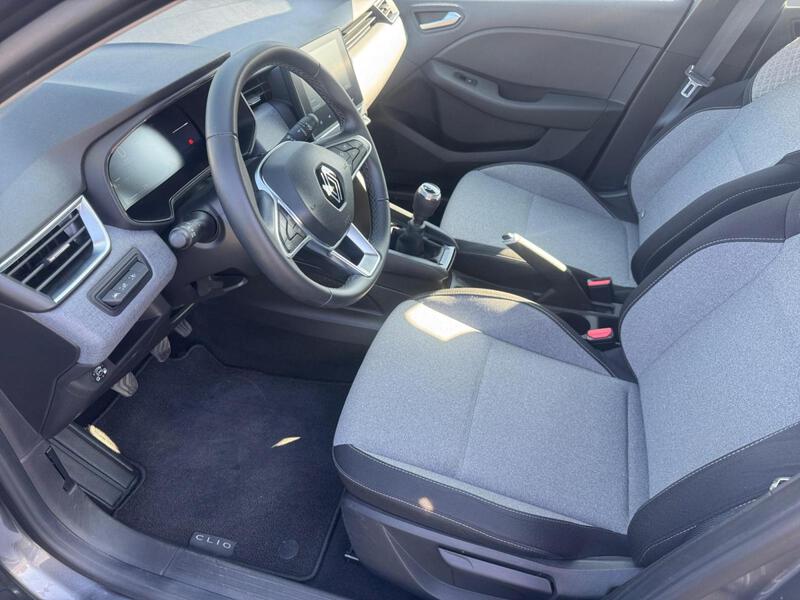 Renault Clio V