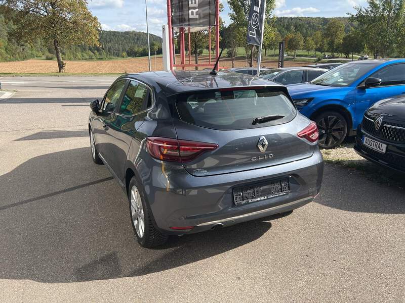 Fahrzeugabbildung Clio V 1.0 TCe 90 Intens Bild 6 von 15